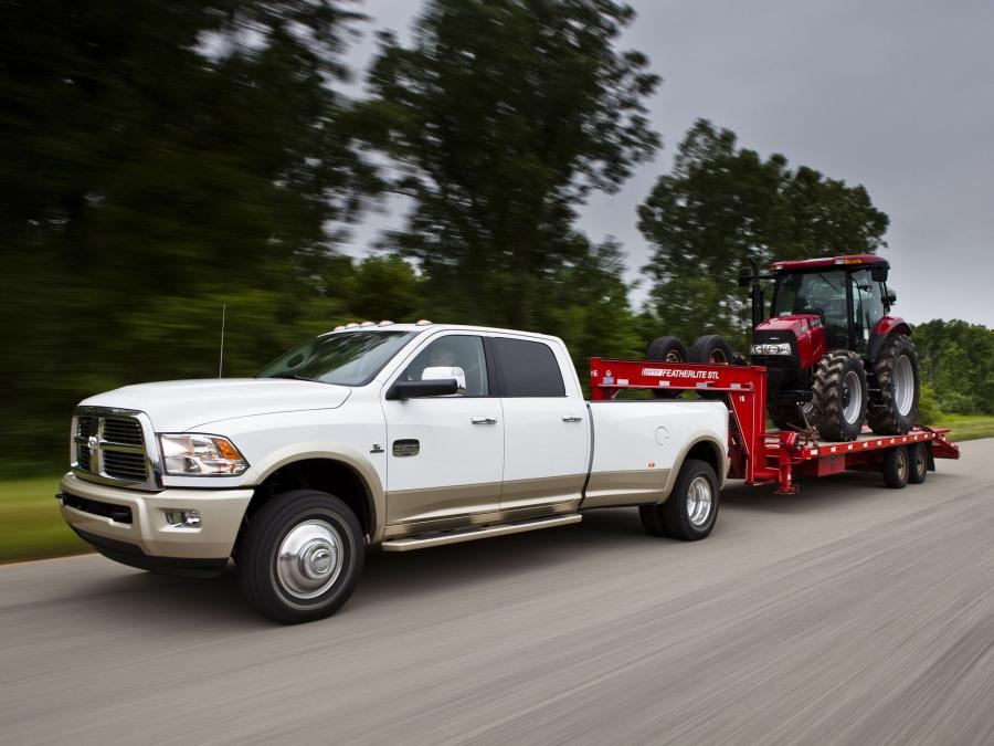  Dodge Ram 3500 Laramie Longhorn 2011 года  (фото 2 из 4)